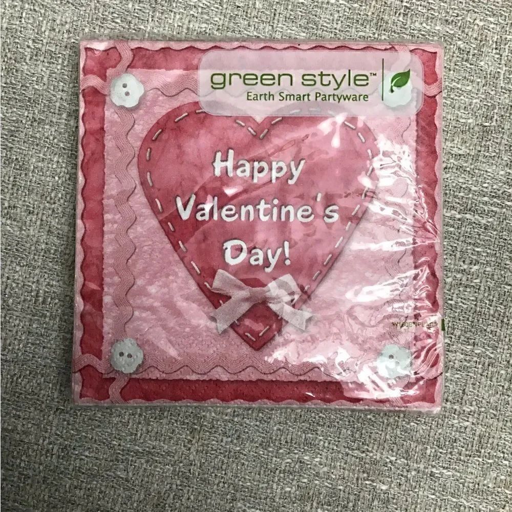 Valentine Crafts Table Decorations Bundle - Picture 6 of 9
